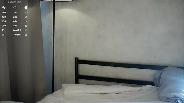 MonetLeitman's cam snapshot