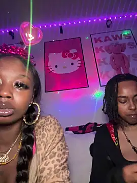 sevynsexysinss's cam snapshot