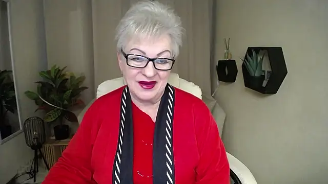 KayleSmoll's cam snapshot