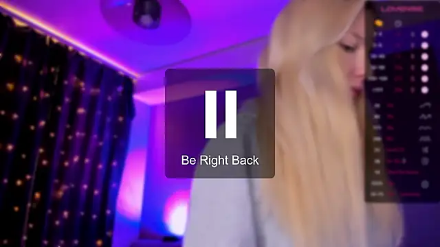 AnyaTaylor_'s cam snapshot