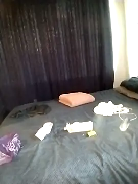 Convertiblechulo live sex cam