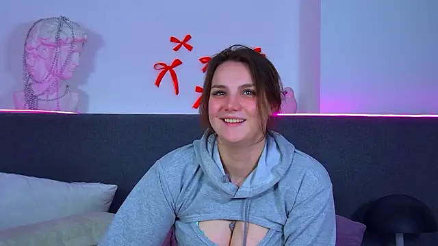 KarenClarks live sex cam