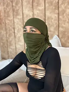 _alishaa_c's cam snapshot