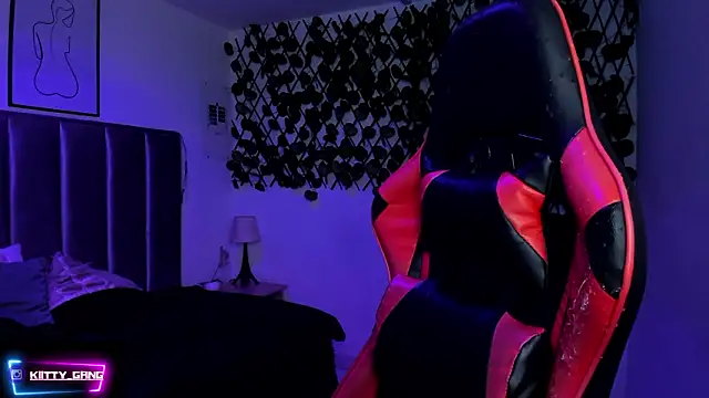 Kitty_Gang's cam snapshot