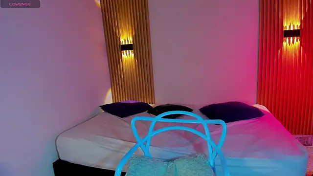 lunaMontclair's cam snapshot