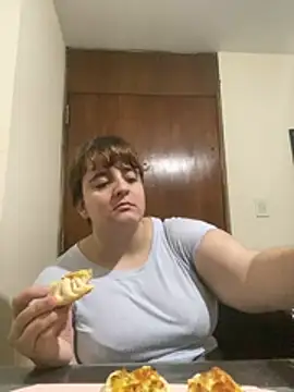 Bombon_ok's cam snapshot