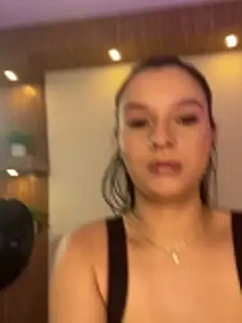 Hannah_williams1's cam snapshot