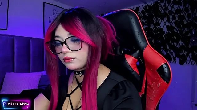 Kitty_Gang's cam snapshot