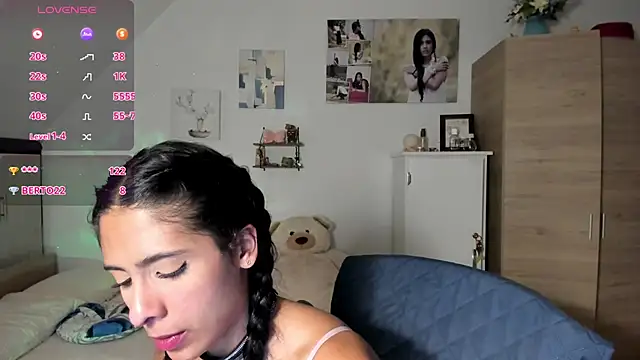 Veronikolsen-'s cam snapshot