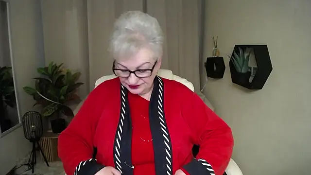 KayleSmoll's cam snapshot