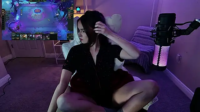 skimpysushi's cam snapshot