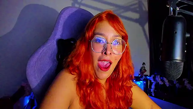 _Moon_Johnson's cam snapshot