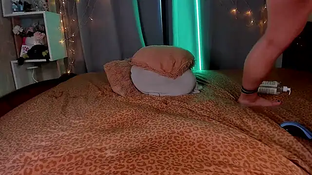 Jess_Lui live sex cam