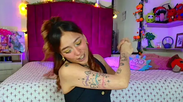 alisson_zafiro_'s cam snapshot