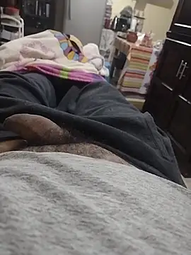 Santiagoqro85 live sex cam