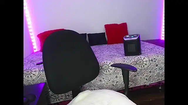 Victoria_Lover's cam snapshot