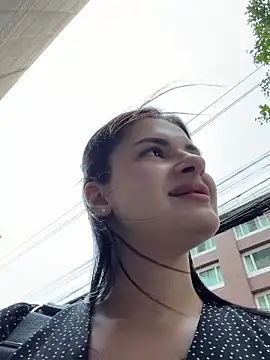 MiraReach live sex cam