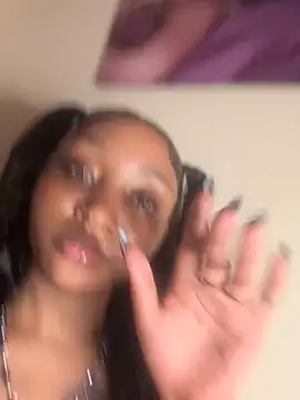 Ruthlessvee's cam snapshot