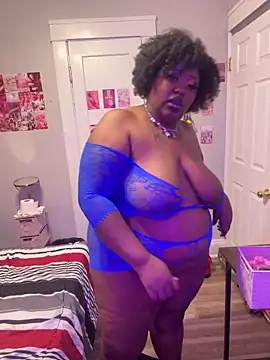 Chocolatebunnyxx96's cam snapshot