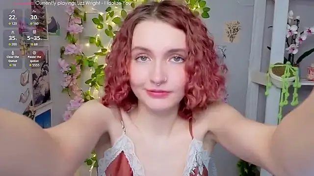 Emily_lune's cam snapshot