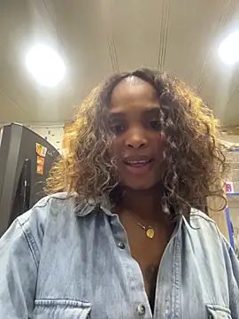 AuroraBrow's cam snapshot