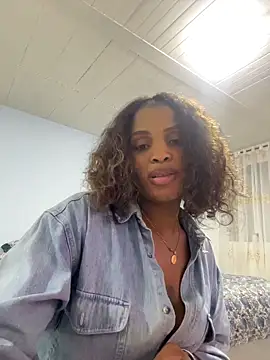 AuroraBrow's cam snapshot