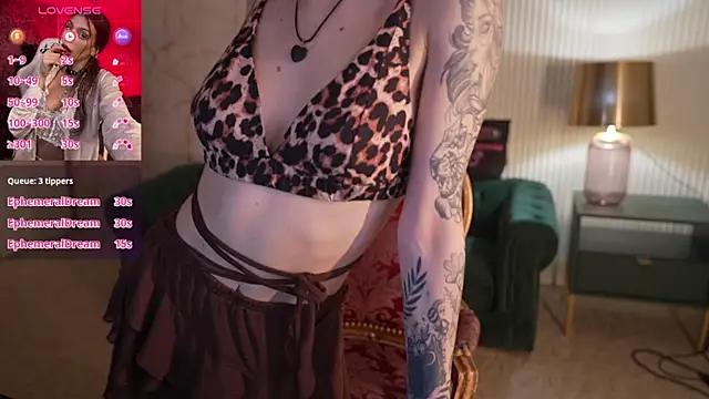 Suzan_Mayer's cam snapshot