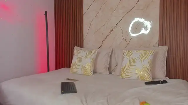 Nataly_evans18's cam snapshot