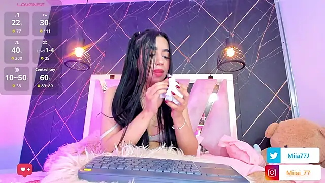 Miia77_'s cam snapshot