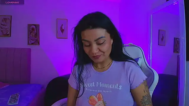 mei_kora's cam snapshot