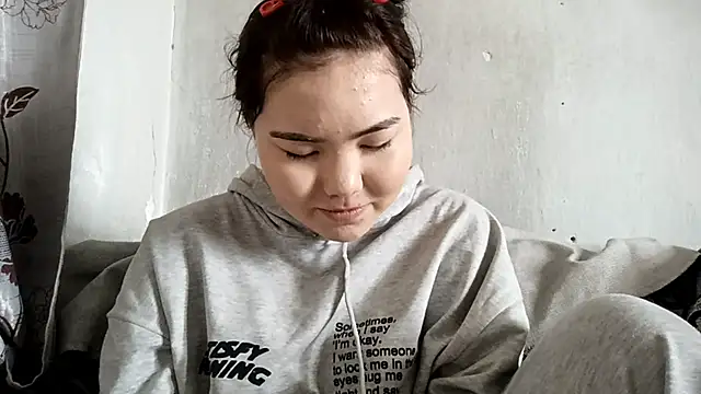 MollyAsian's cam snapshot