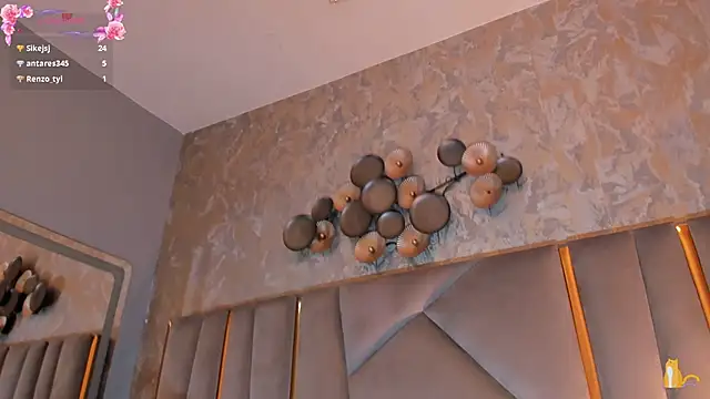 KimDevinne's cam snapshot