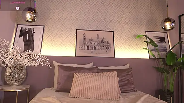 ElleDiane's cam snapshot