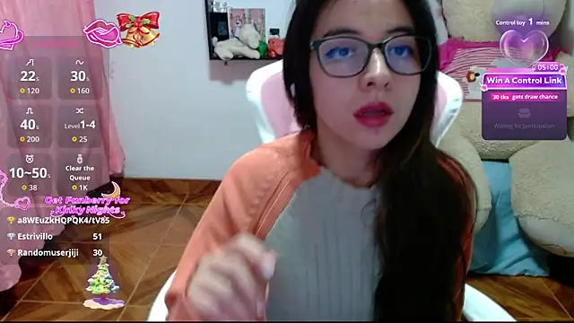 Maggie_Fox3's cam snapshot