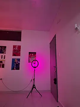 18_salo live sex cam