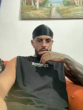 liyamjunior's cam snapshot