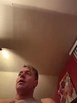 DILFiGuess1's cam snapshot