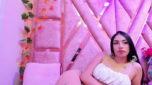 Issabela_Mackey_'s cam snapshot