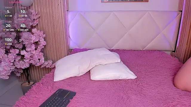 veronica_hill_'s cam snapshot