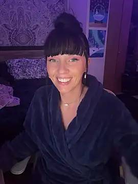 MaciiMayy's cam snapshot