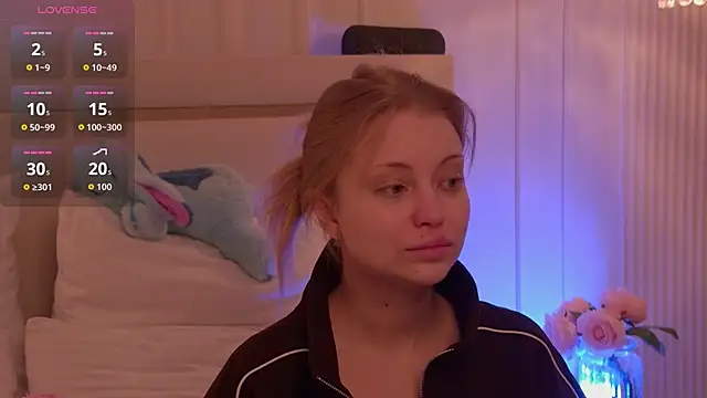 MollyHilton's cam snapshot