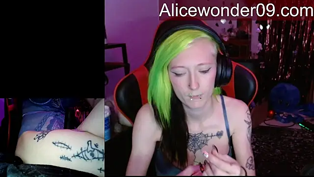 alicewonder09's cam snapshot