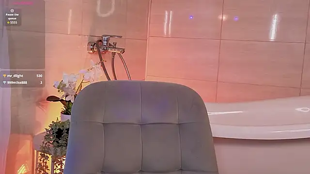 Lappyloo's cam snapshot