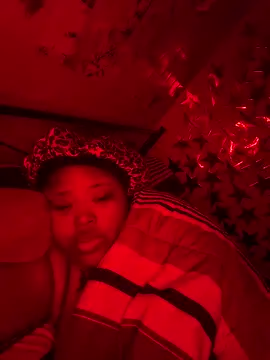 Chocolatebunnyxx96's cam snapshot