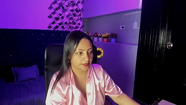 Dasha_Brunn's cam snapshot