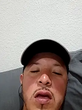 Lalin2323's cam snapshot