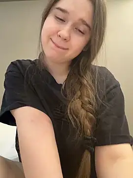 HornyGirlH live sex cam