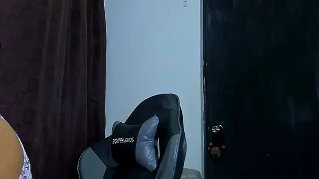 violet_and_myers live sex cam