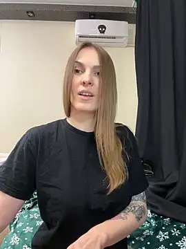 RachelBelI's cam snapshot