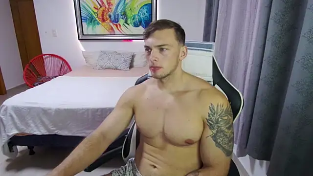 YourHotGreg live sex cam